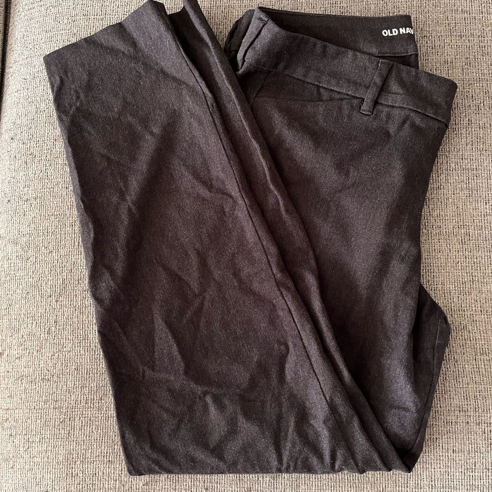 LIKE NEW Gray Pixie Old Navy Dress Pants Size 8 Mid Rise